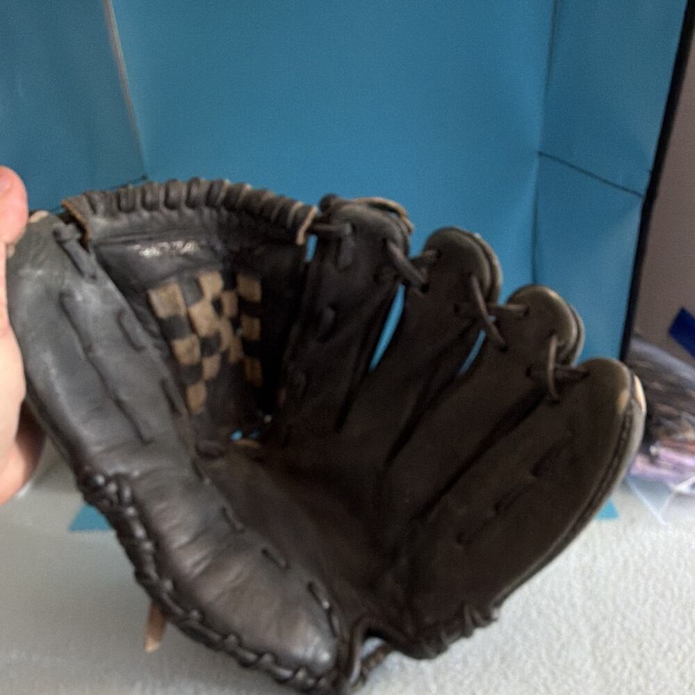 Mizuno 12.5 Black/Beige Leather Baseball 5 Finger Glove Mitt